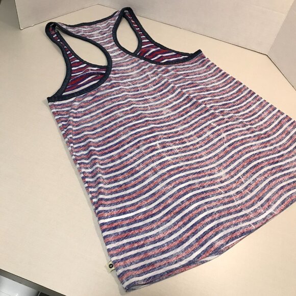 Roxy Racer back Top - Womans Medium NWOT - the mountain and the wave - Picture 6 of 7